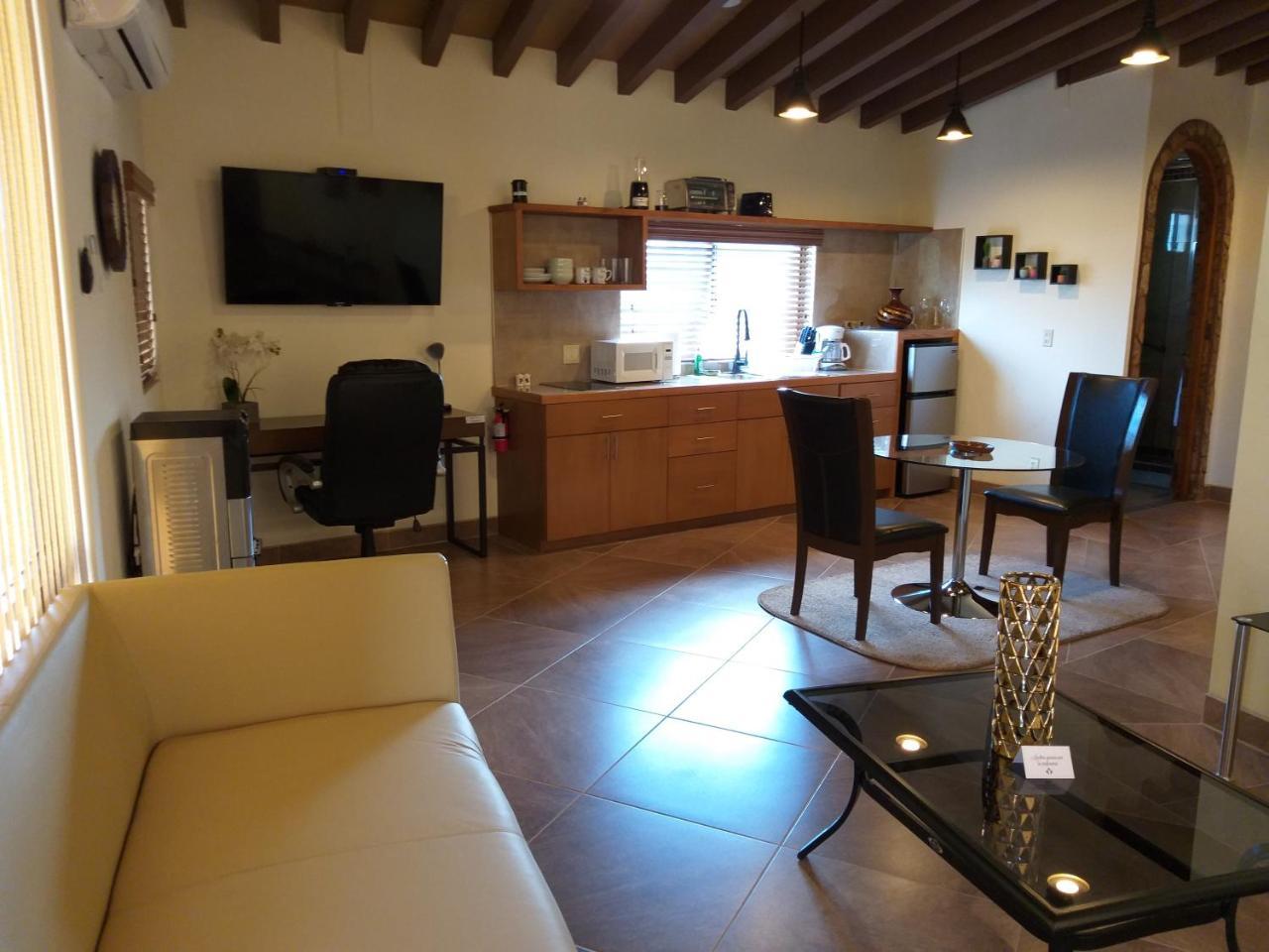 Short Stay Tecate Hotel Boutique Экстерьер фото